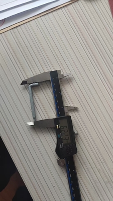 L-förmige quadratische Nägel mit heiß eingetauchter galvanisierter Oberfläche 30-60 mm