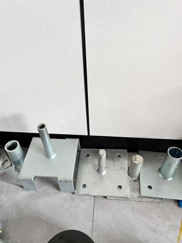 Stahl verstellbare U-Kopf-Stützenschraube Grundplatte für Gerüste, feste Art Gerüststütze
